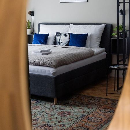 Oazis Apartman Veszprém Zewnętrze zdjęcie